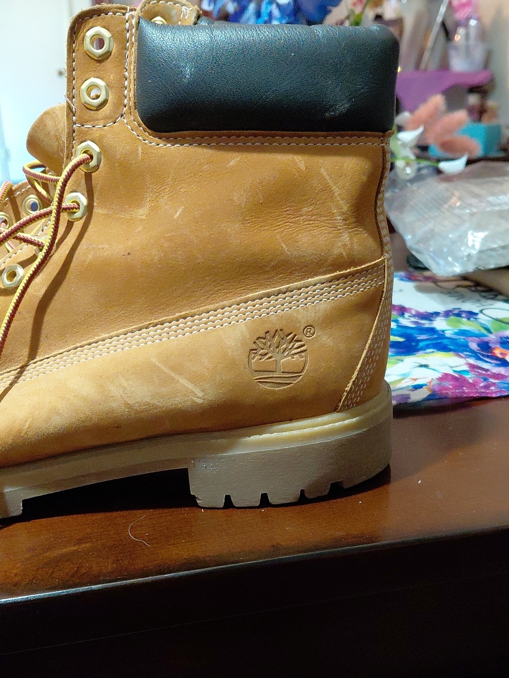 Timberland Wheat Leather Work Boot with Black Collar Size 11.5 Good No Box